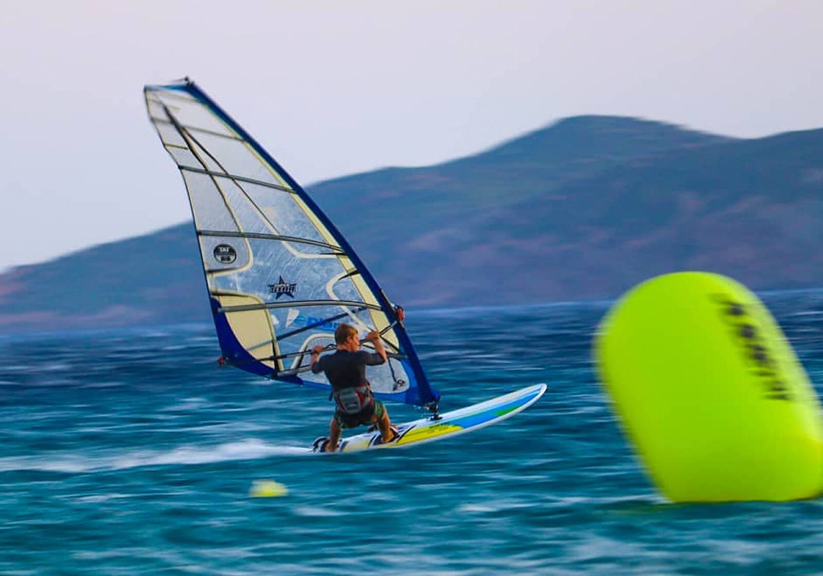 Windsurf στο Κυπρί